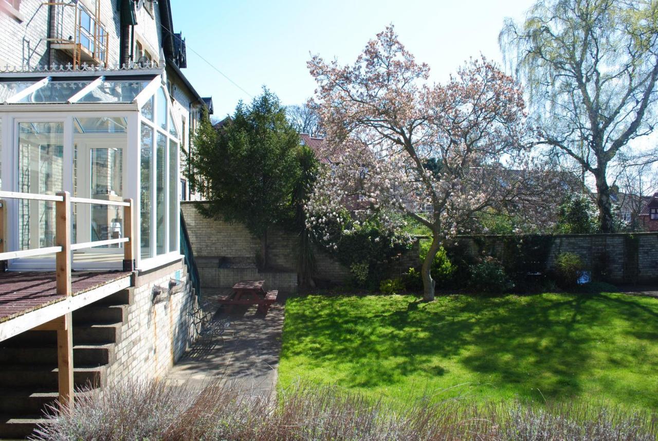 Melton Guest House York Exteriör bild